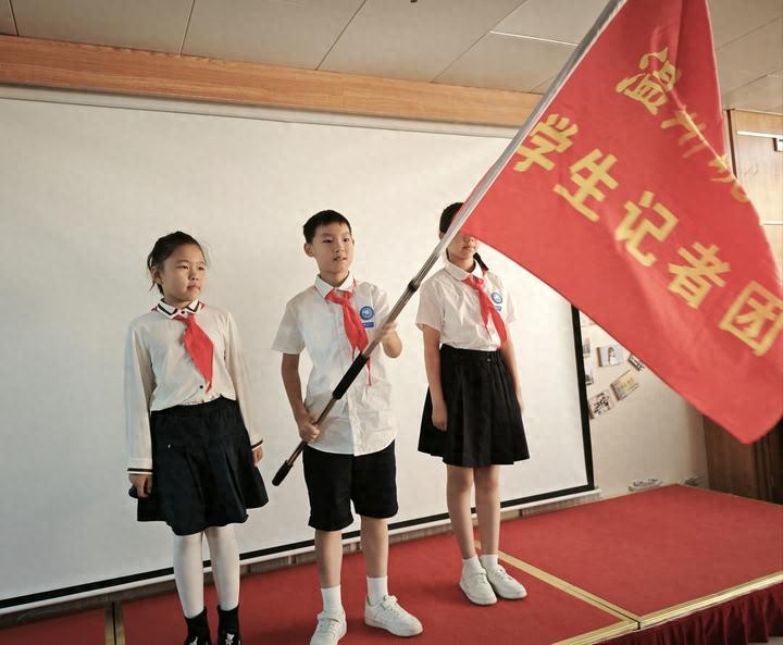 电视记者的定义是什么_电视记者的思维特点_电视记者新概念