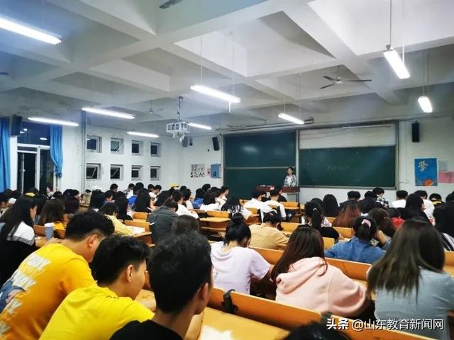 迎新晚会新闻稿模板_青年志愿者服务_齐鲁师范学院迎新活动