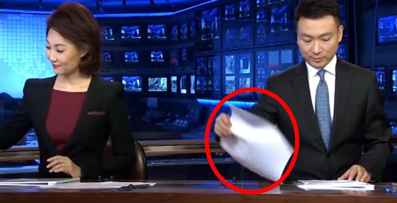 电视新闻现场出镜要求_电视节目片尾收稿作用_电视新闻稿头