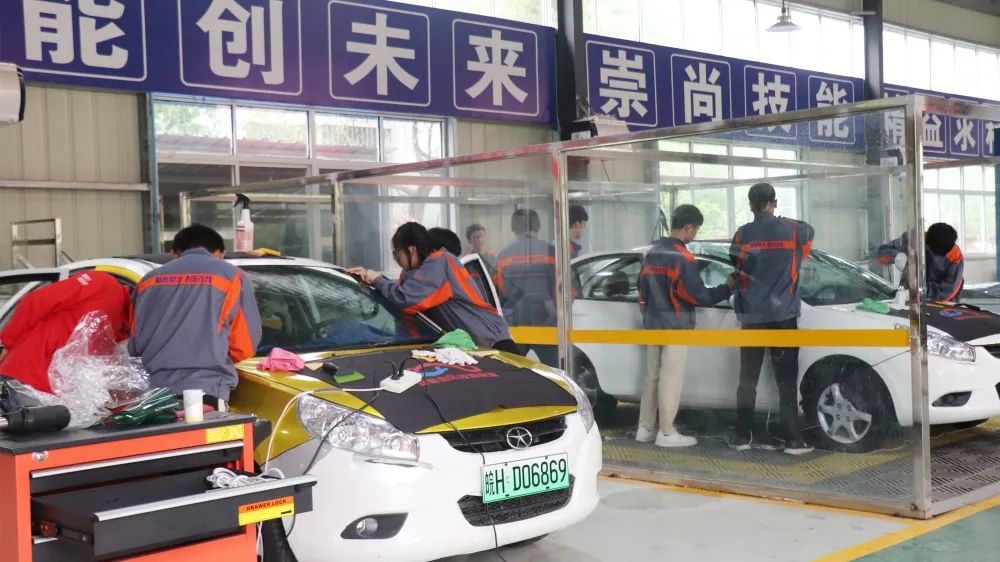 实务专题 游戏网站设计_专题实务网站设计游戏案例_网页设计游戏网站