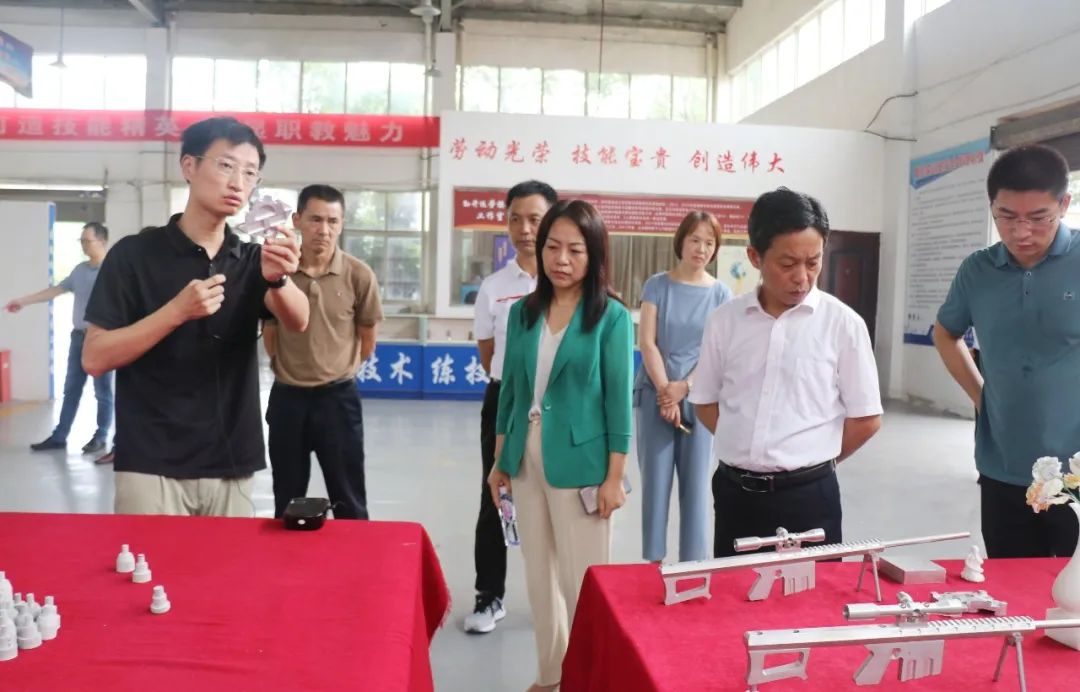 专题实务网站设计游戏案例_实务专题 游戏网站设计_网页设计游戏网站