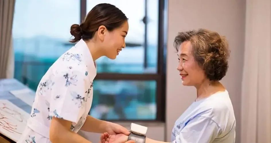 网页设计游戏网站_专题实务网站设计游戏案例_实务专题 游戏网站设计