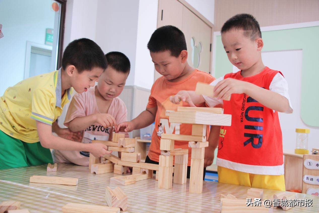 学前幼小衔接活动_咸安区幼儿园一日活动展评_大班民间游戏专题