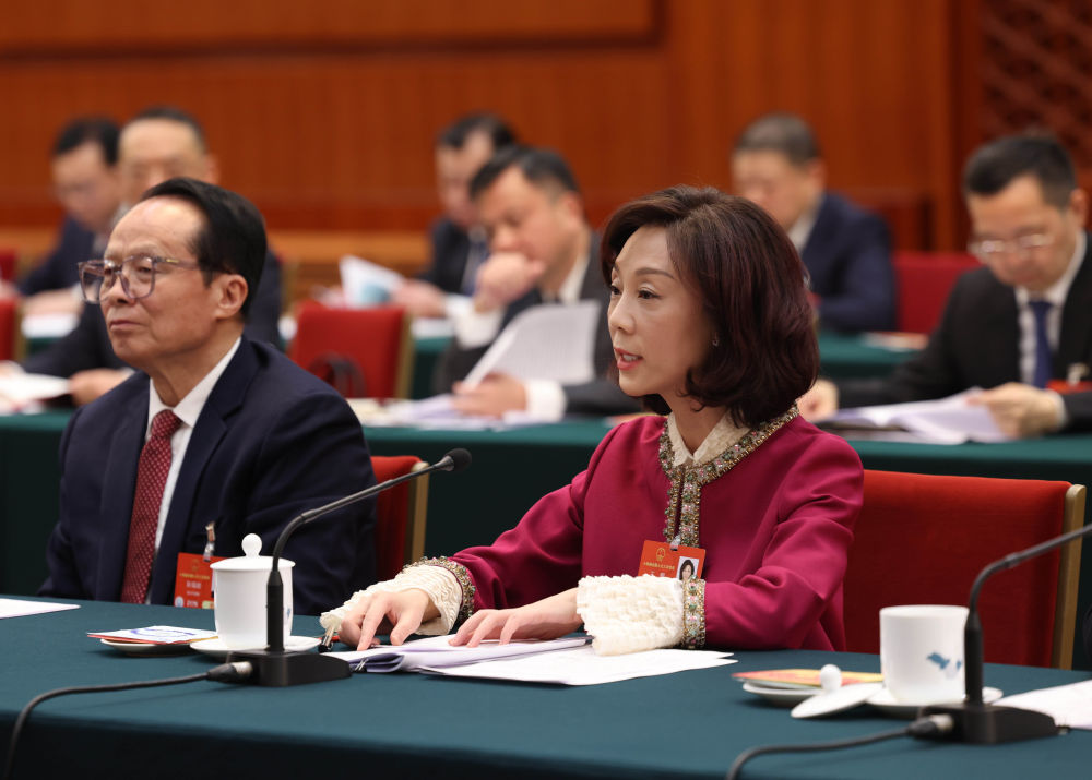 2025年七月新闻 大事_2025年全国两会 高质量完成十四五规划目标 政府工作报告经济增长预期目标
