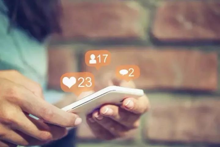 日本社交分享_日本社交软件排名_LINE Twitter Instagram Facebook TikTok