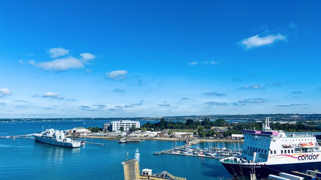 今日头条新陪伴方式_陪伴的力量_最近的头条新闻一句话