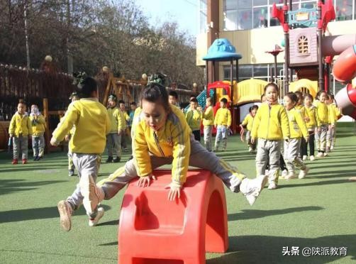 幼儿游戏思维导图构建_大班民间游戏专题_幼儿园CS游戏区体验