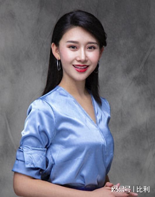 四川电视台15位美女主持人，颜值与才华并存