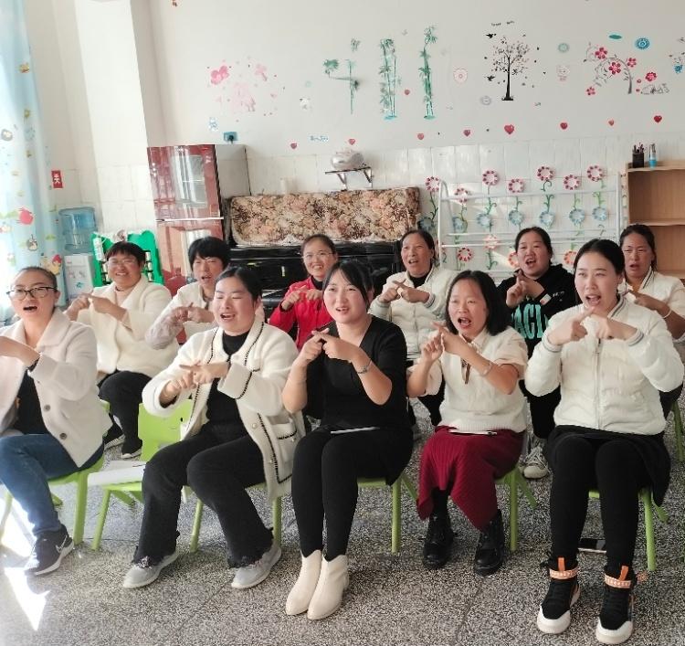 小班幼儿手指游戏教研专题小结_手指游戏好处_手指游戏对幼儿大脑发育作用
