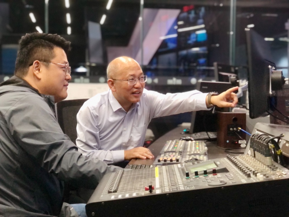 重庆新闻工作者_人物新闻稿模板_重庆优秀记者