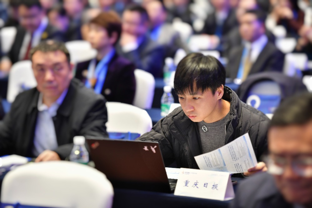 重庆优秀记者_人物新闻稿模板_重庆新闻工作者