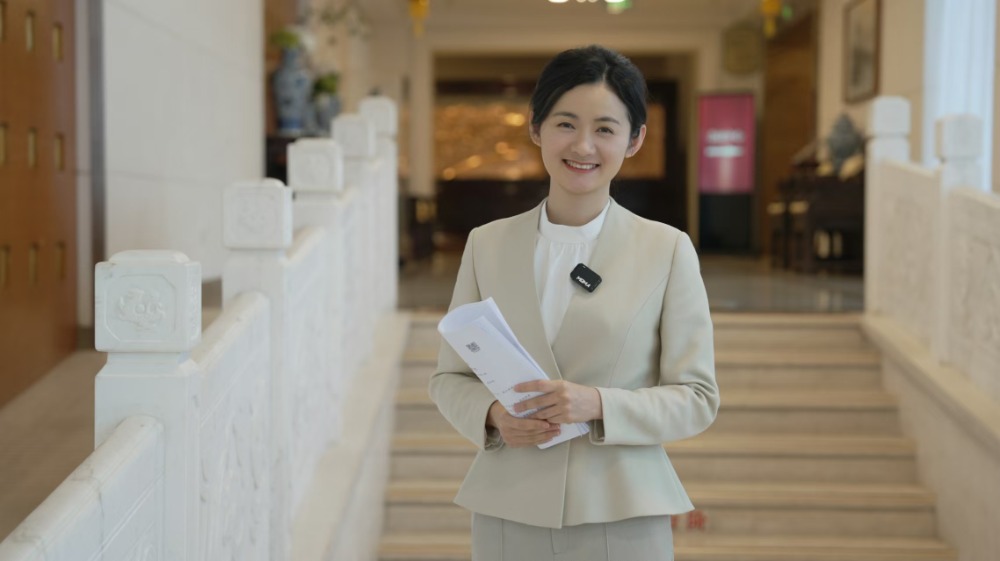 人物新闻稿模板_重庆新闻工作者_重庆优秀记者