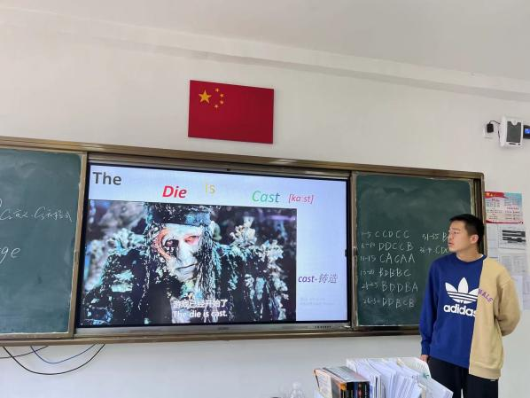 单词社交网络-看电影学单词_how to use movies for english learning_watch movies to learn english