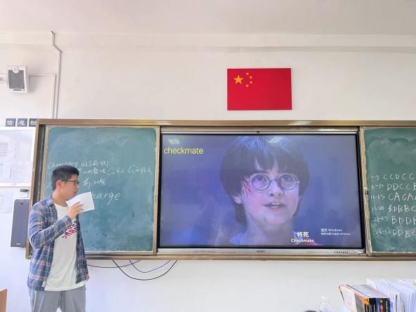 watch movies to learn english_单词社交网络-看电影学单词_how to use movies for english learning