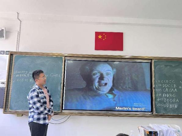 单词社交网络-看电影学单词_watch movies to learn english_how to use movies for english learning
