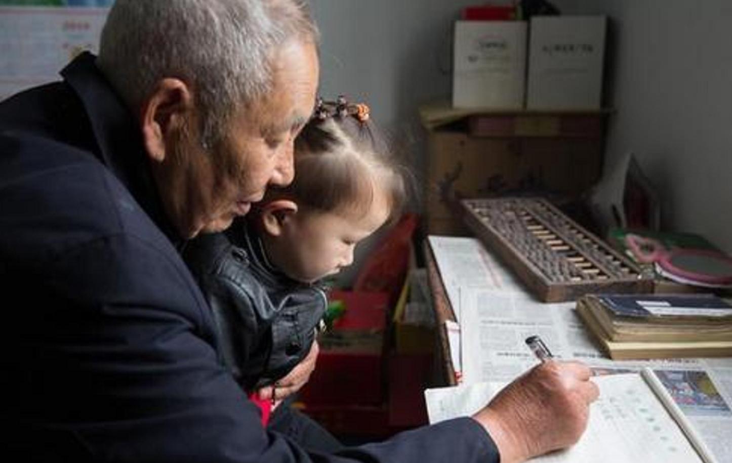 给孩子起名注意事项_姓吴的男孩名字两个字_避免谐音梗的名字