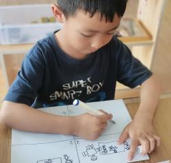 大班民间游戏专题_碱柜幼儿园民间体育游戏活动_民间体育游戏童年回忆