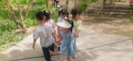 碱柜幼儿园民间体育游戏活动_民间体育游戏童年回忆_大班民间游戏专题