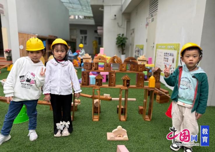 成都市武侯区望江幼儿园九区两室一廊_幼儿园游戏专题总结_幼儿自然教育特色幼儿园