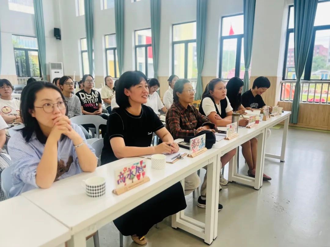 自主游戏主题研讨活动_幼儿园游戏专题总结_幼儿园游戏课程实施