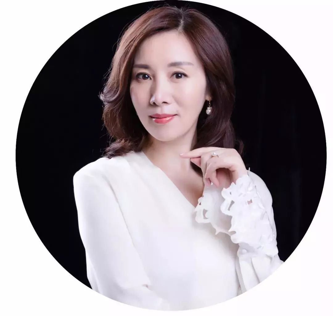 现代社交礼仪ppt_形象管理提升_职场形象塑造