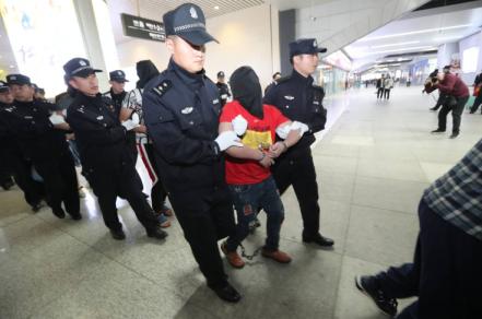 河南郑州郑东新区传销_民族资产解冻骗局_精准扶贫诈骗案件