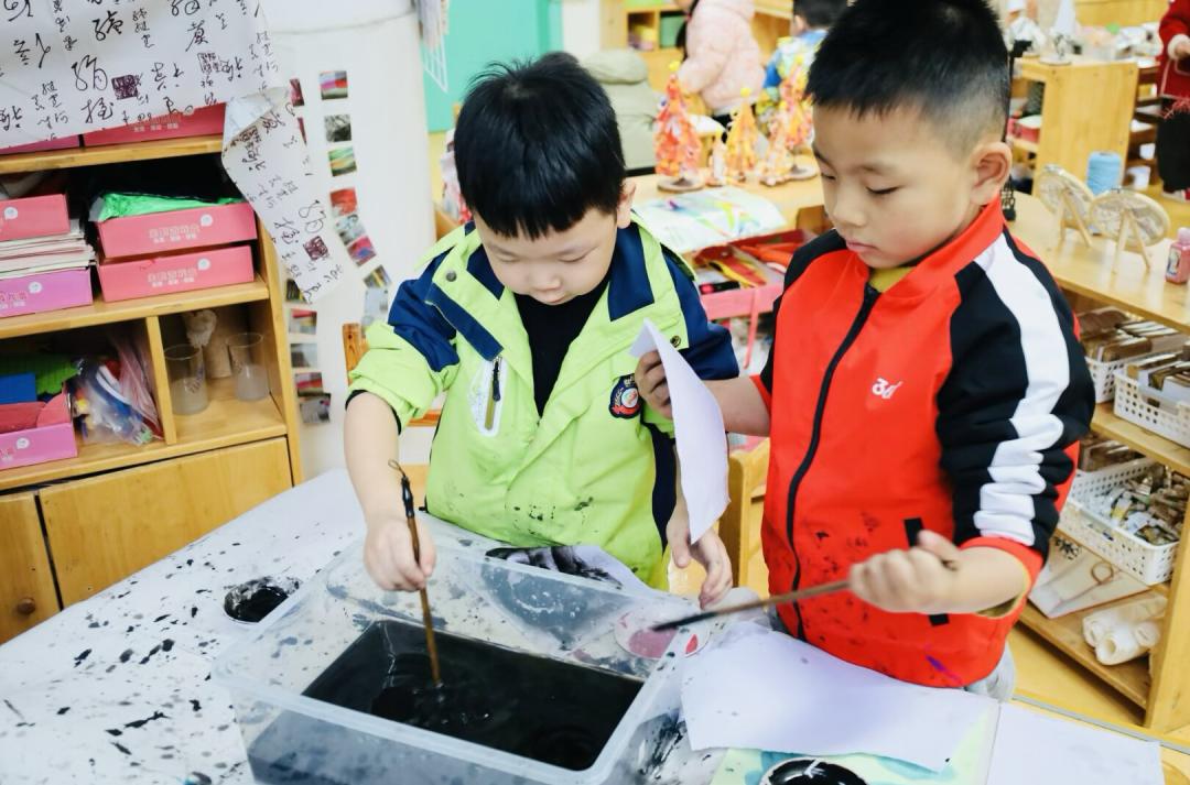 自主游戏观察与支持_幼儿园游戏专题总结_北街幼儿园自主游戏实践