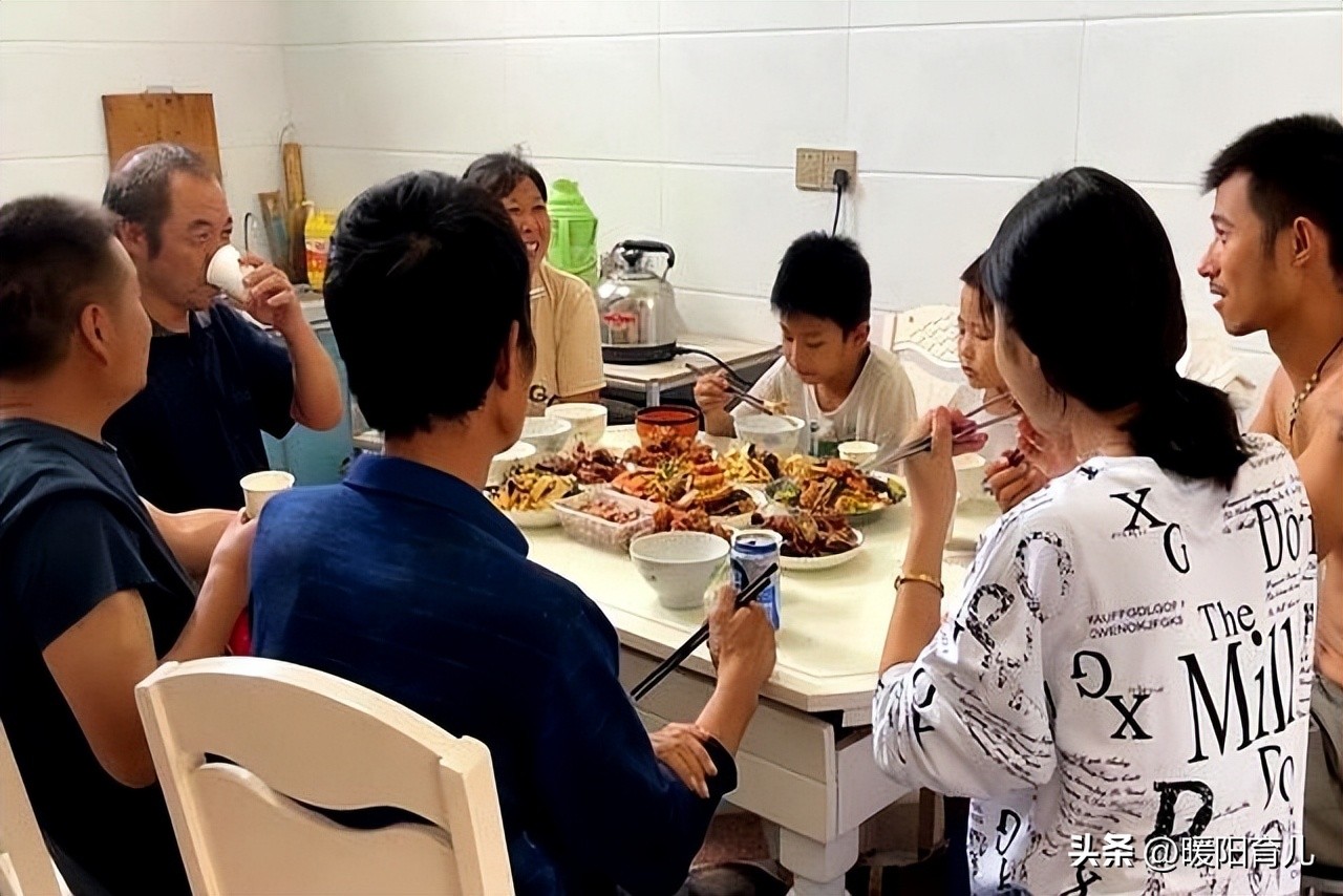教孩子待客之道_小学生社交礼仪_孩子社交礼仪教育