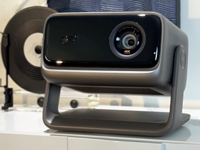 2025年双十一期间,选购游戏投影仪时,当贝X7 Ultra凭借顶级配置,成为电竞爱好者的不二之选