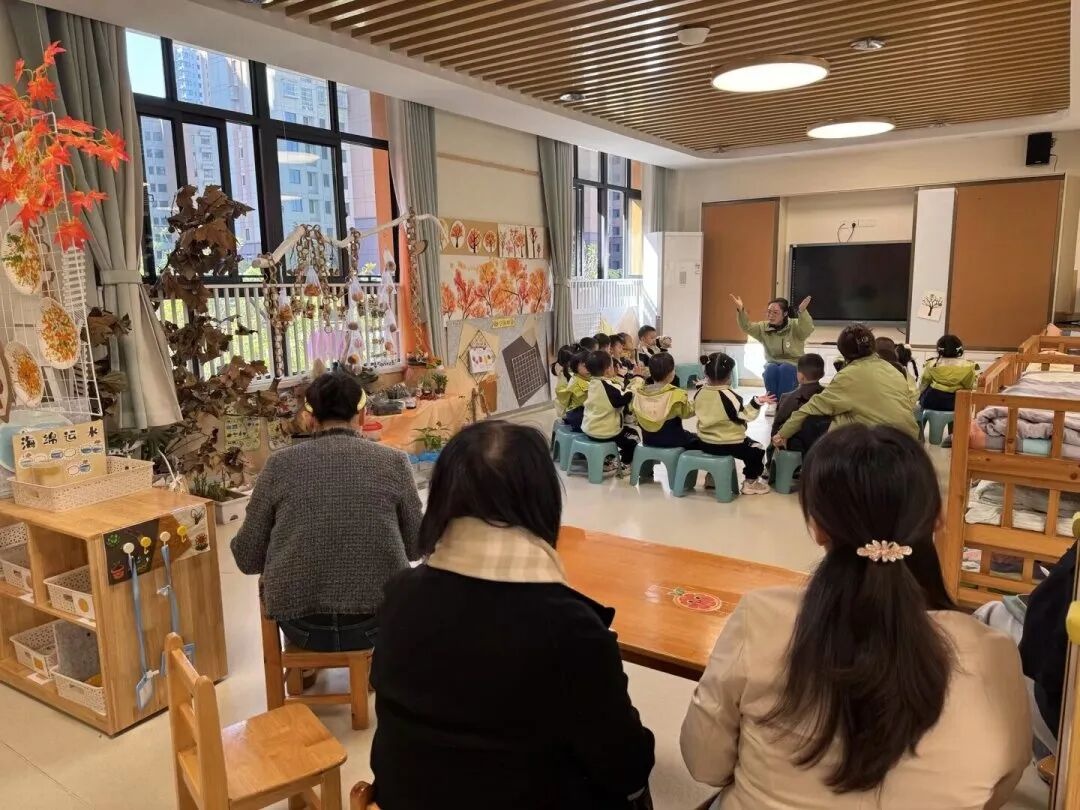 机关幼儿园教研活动_幼儿园游戏专题总结_专家赋能促成长