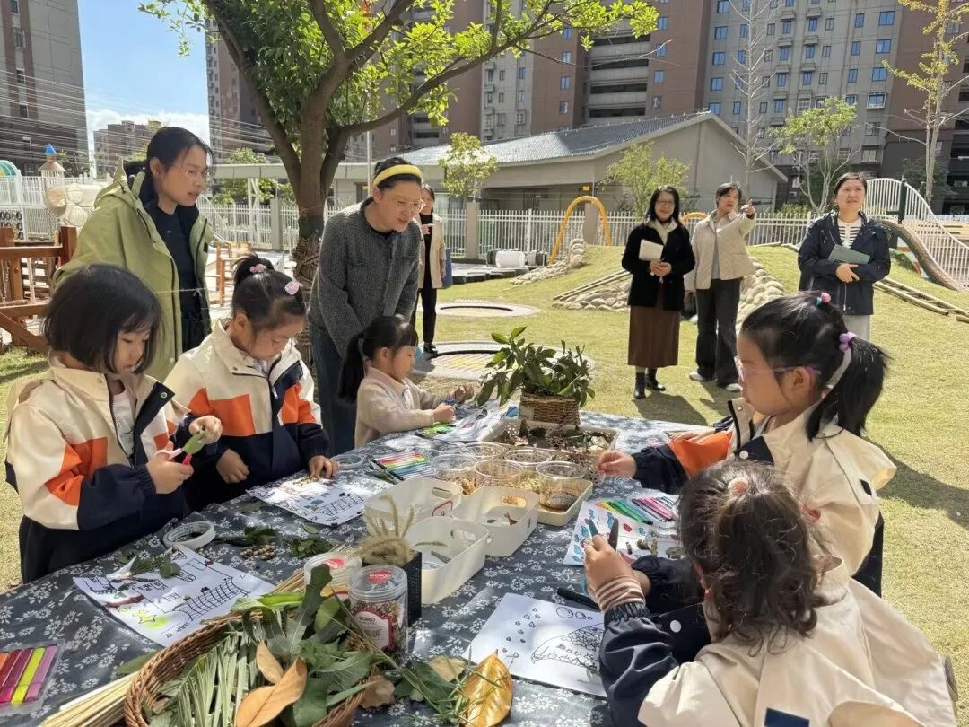 幼儿园游戏专题总结_机关幼儿园教研活动_专家赋能促成长