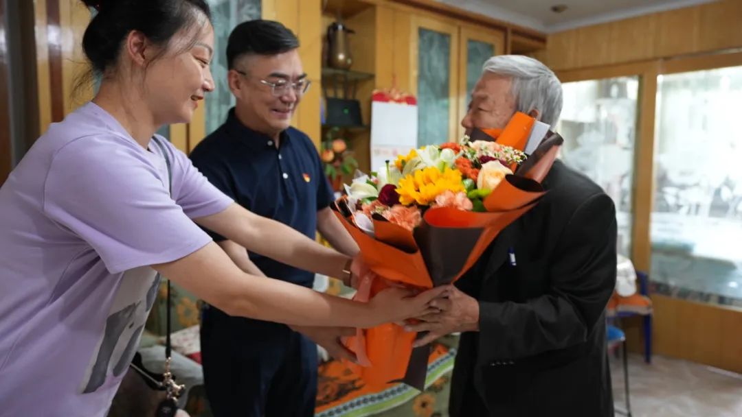 离退休老干部活动方案_离退休干部工作方案_离退休老干部活动主题