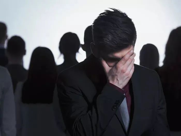 从工具升级到社交降级，逃避“社恐”不如面对“社恐”