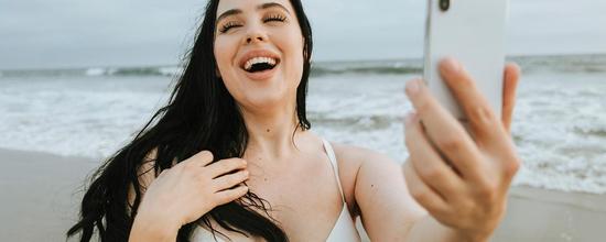 网上俊男靓女让你怀疑人生，难道是社交媒体的锅