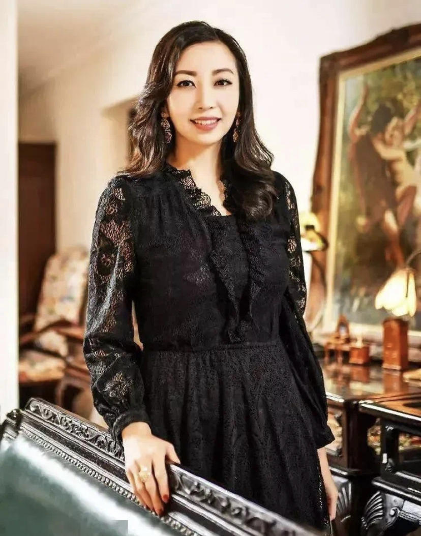 上海国际元媛舞会名媛_社交名媛的气质_林徽因曾孙女恋情