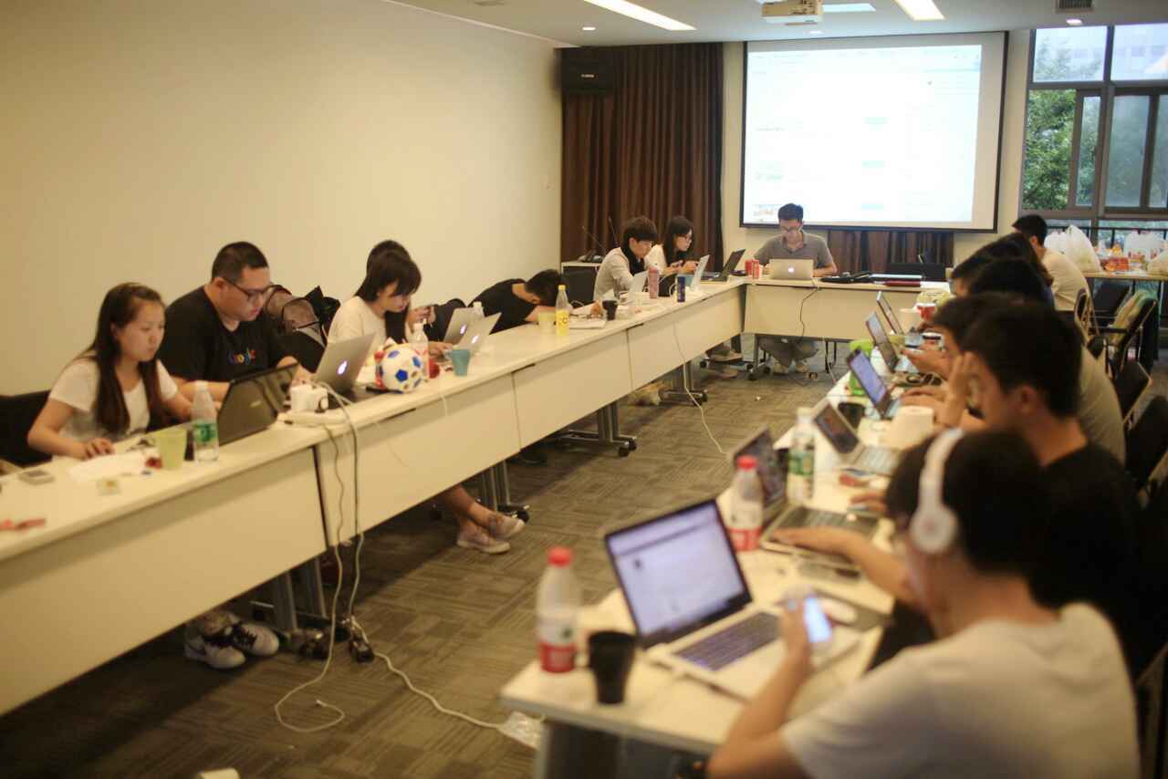 匿名社交数据分析报告_匿名社交投资潮_无秘App下载