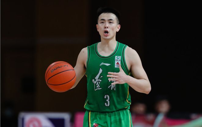 cba直播天津队广东_天津男篮8连败张庆鹏帅位告急_CBA罗切斯特加盟广东宏远