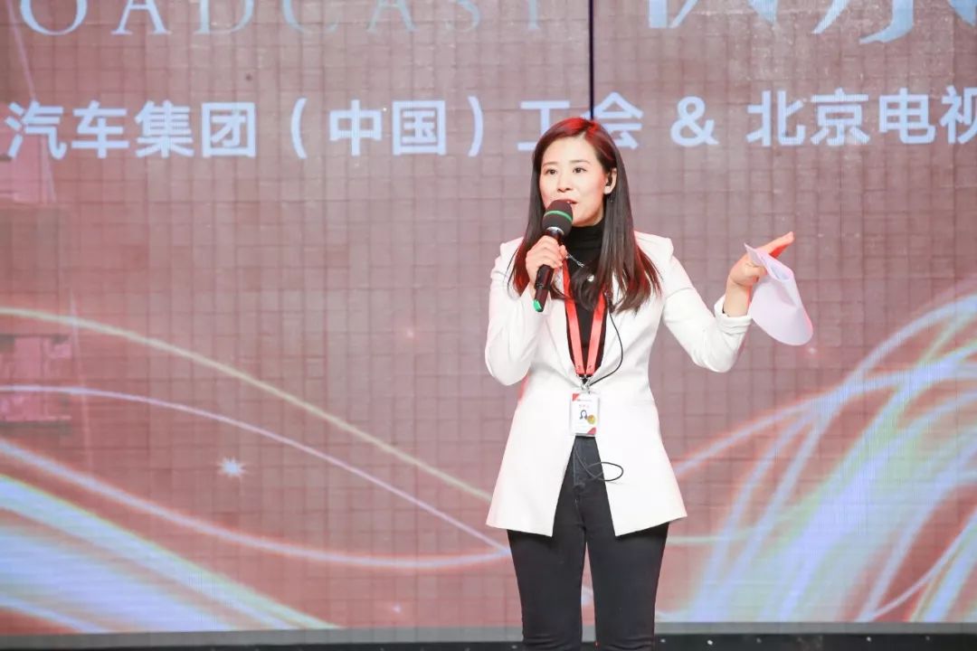 电视新闻片配音的配音方式_新闻频道配音_[技巧交流]电视新闻配音的特点