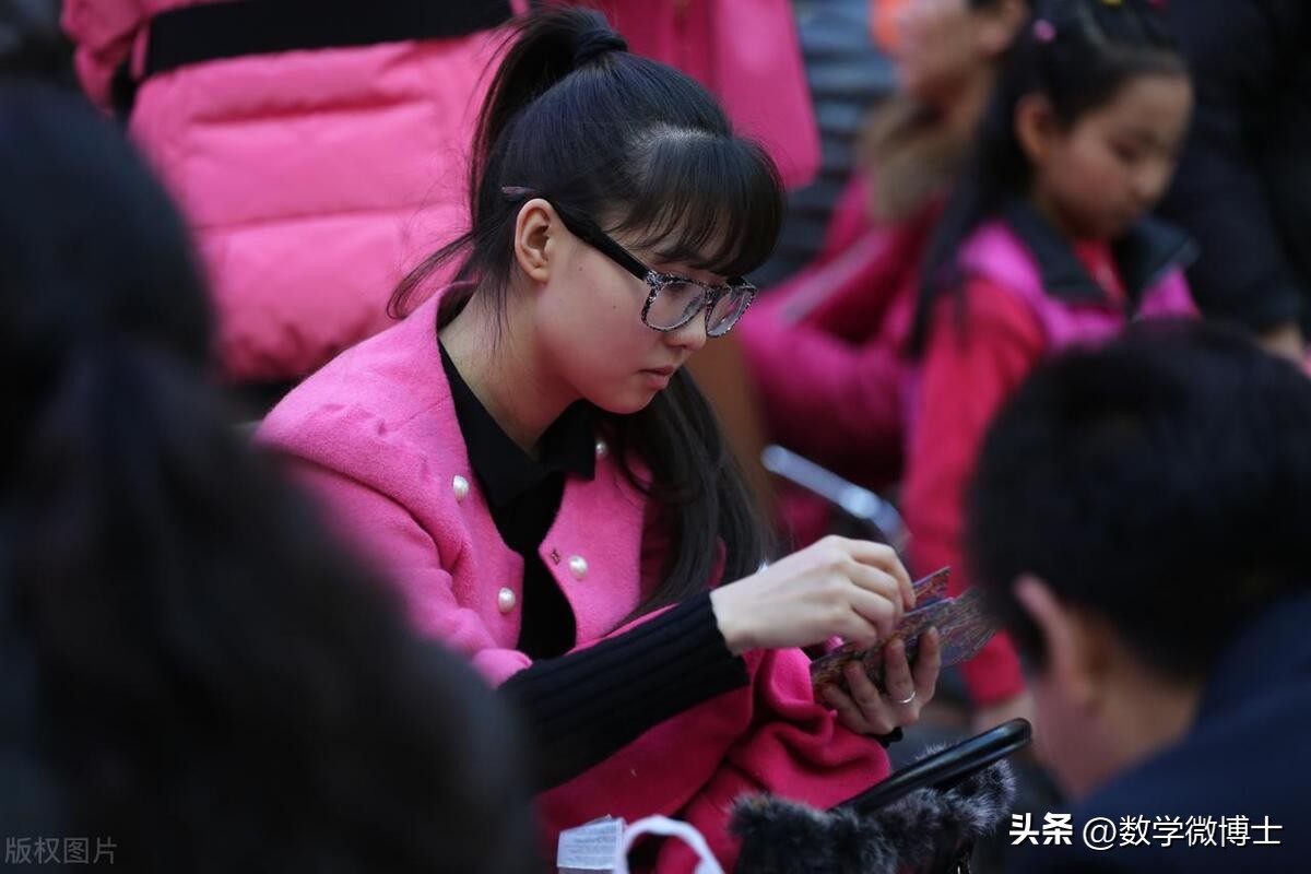 记者证究竟怎么考？