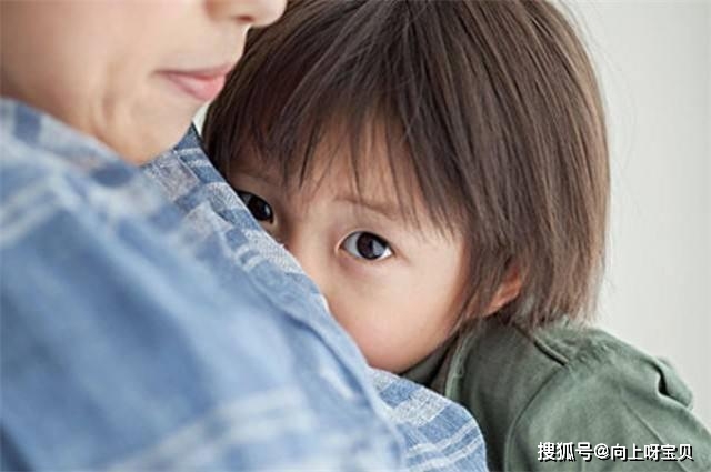 培养孩子自信心_孩子不自信的表现_缺乏社交自信的原因