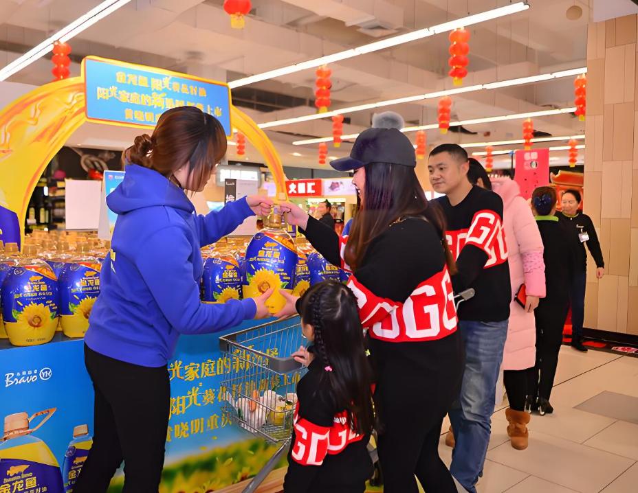社交媒体营销炒作_食用油谣言_情绪操控