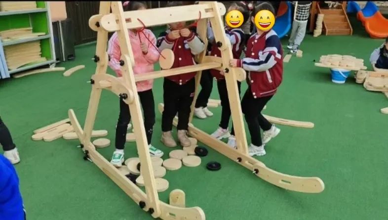 幼儿园游戏专题总结_幼儿游戏案例分析要点_幼儿园游戏案例撰写技巧