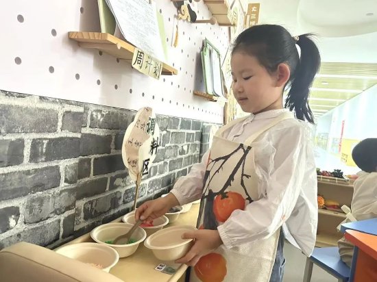 幼儿园环境观摩教研活动_幼儿园区域游戏指导_小班游戏专题小结