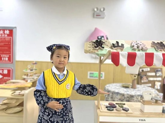 幼儿园环境观摩教研活动_小班游戏专题小结_幼儿园区域游戏指导