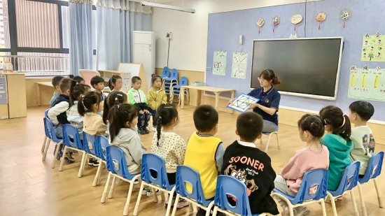小班游戏专题小结_幼儿园环境观摩教研活动_幼儿园区域游戏指导