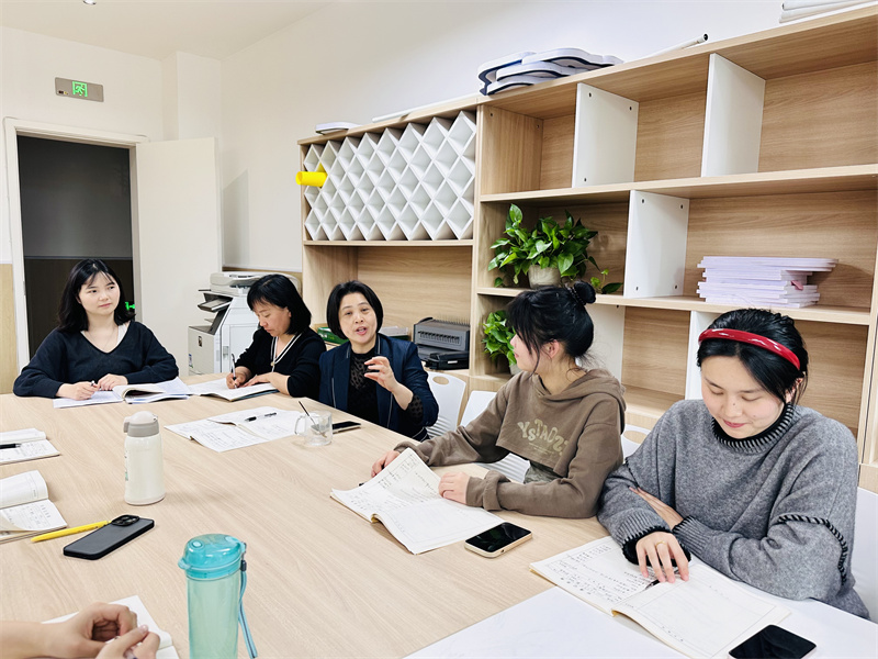 眉山机关幼儿园教师赛课活动_幼儿教学经验交流_小班游戏专题小结