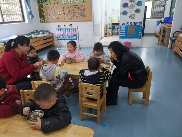怀宁县独秀幼教集团骑龙幼儿园召开第四届家委会、膳委会第二次会议